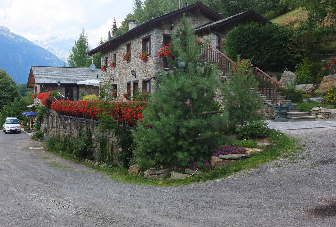 Вілла Agriturismo Al Castagneto Mazzo di Valtellina Екстер'єр фото