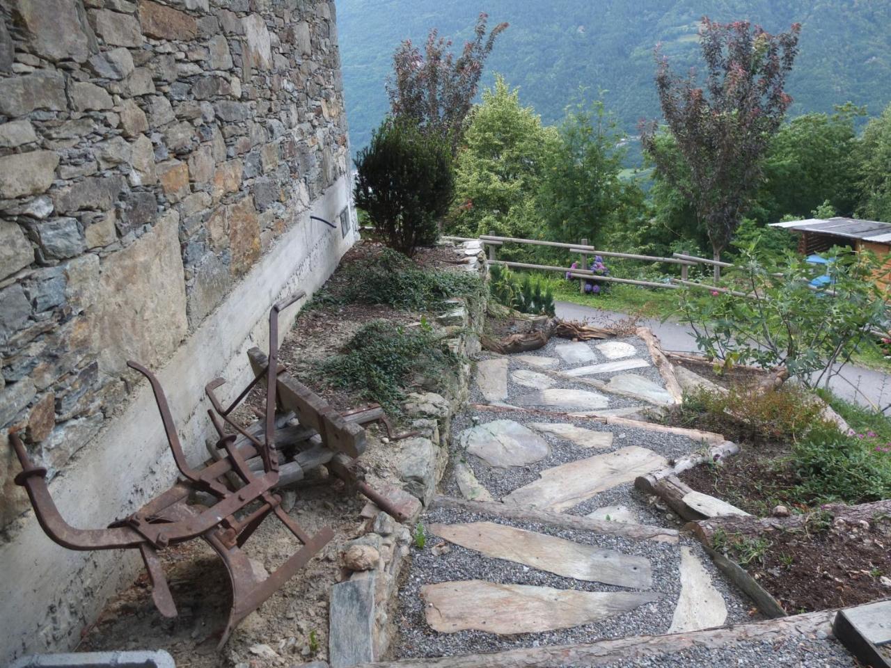 Вілла Agriturismo Al Castagneto Mazzo di Valtellina Екстер'єр фото